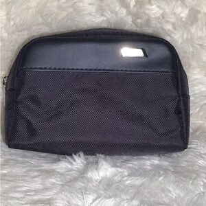 Tumi for delta black nylon cosmetics bag